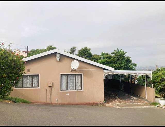 3 BEDROOM HOUSE FOR SALE IN BLUFF